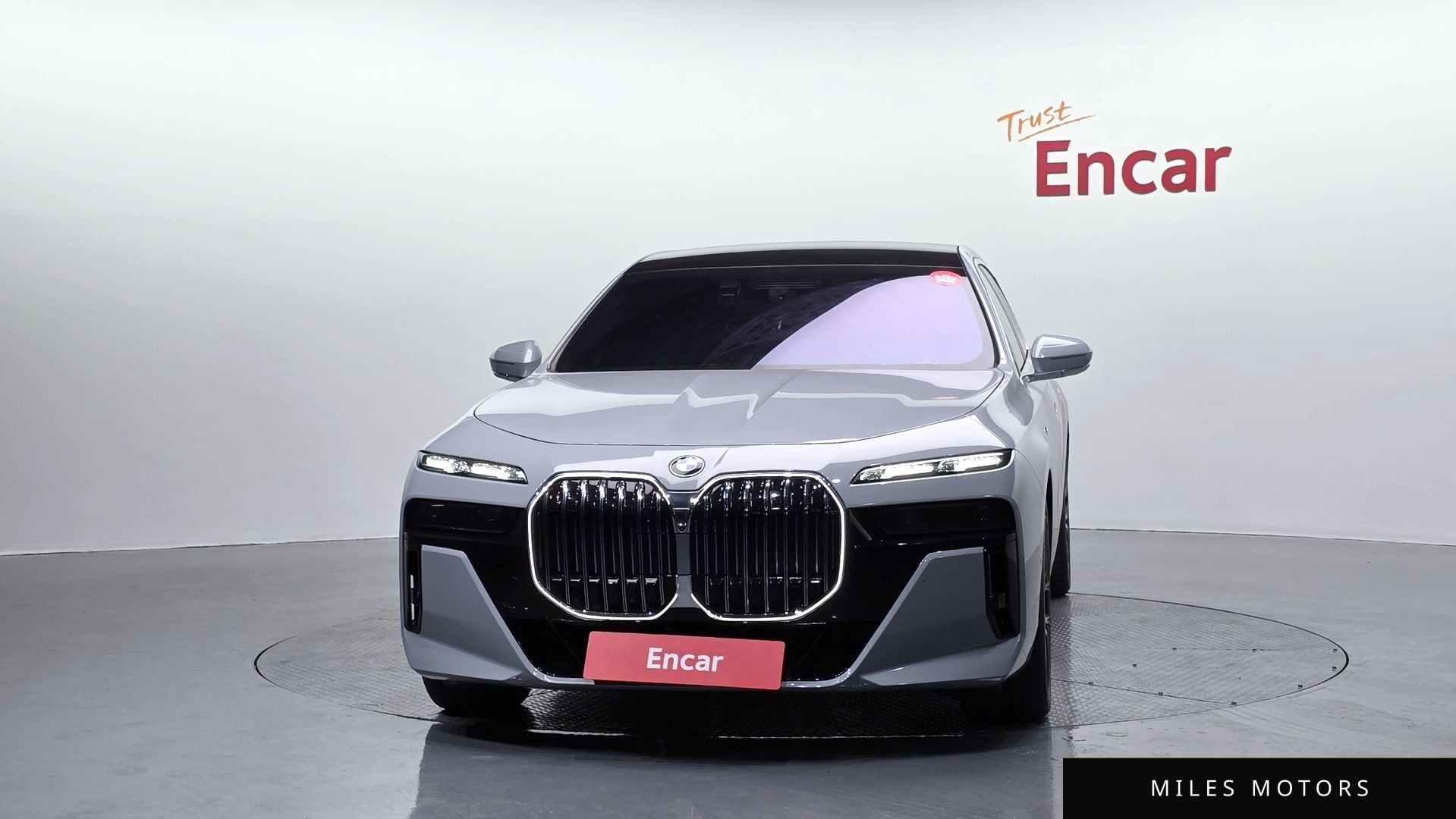 BMW 7 Series (G70) 2025 — миниатюра 3