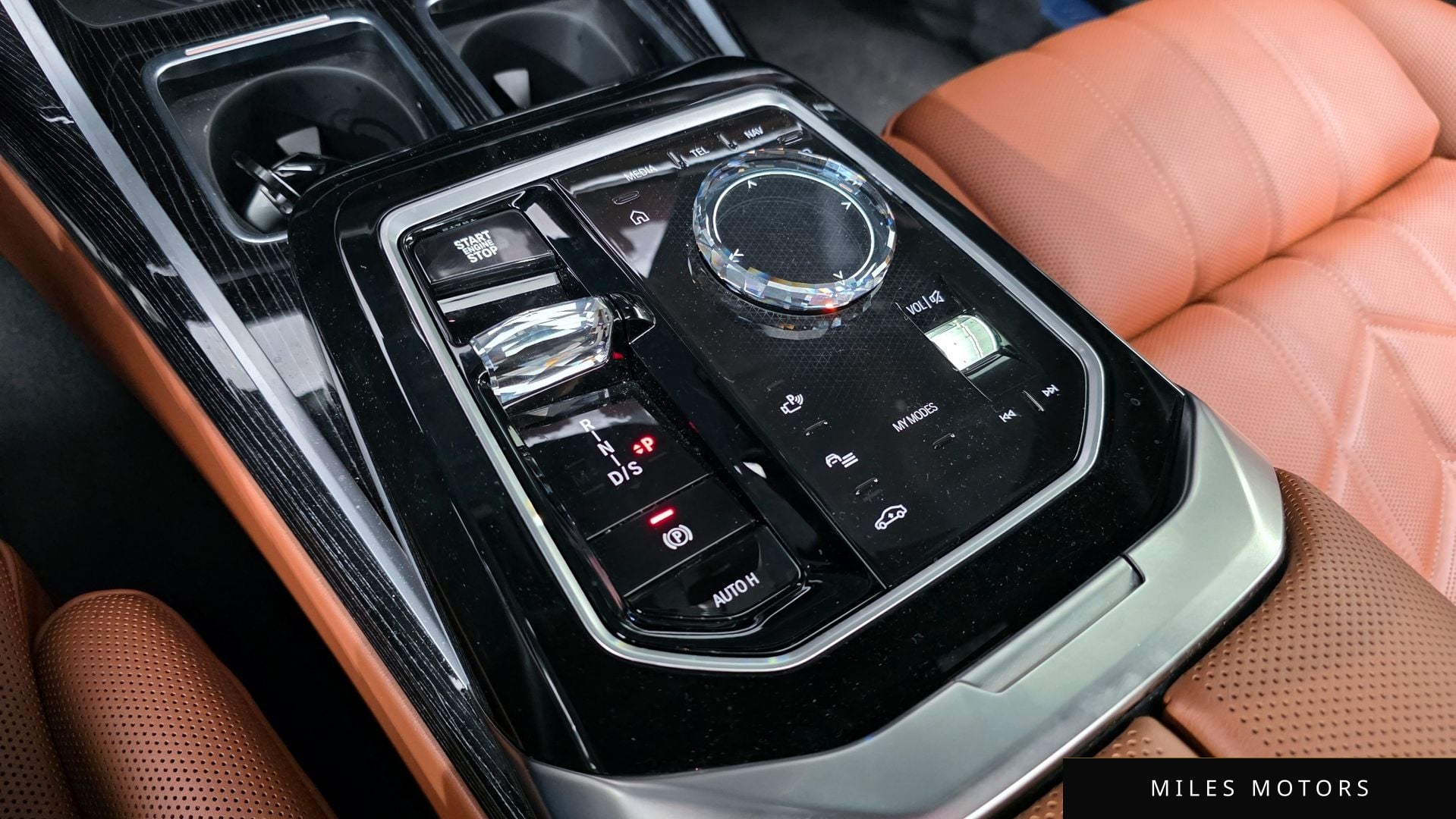 BMW 7 Series (G70) 2025 — миниатюра 9