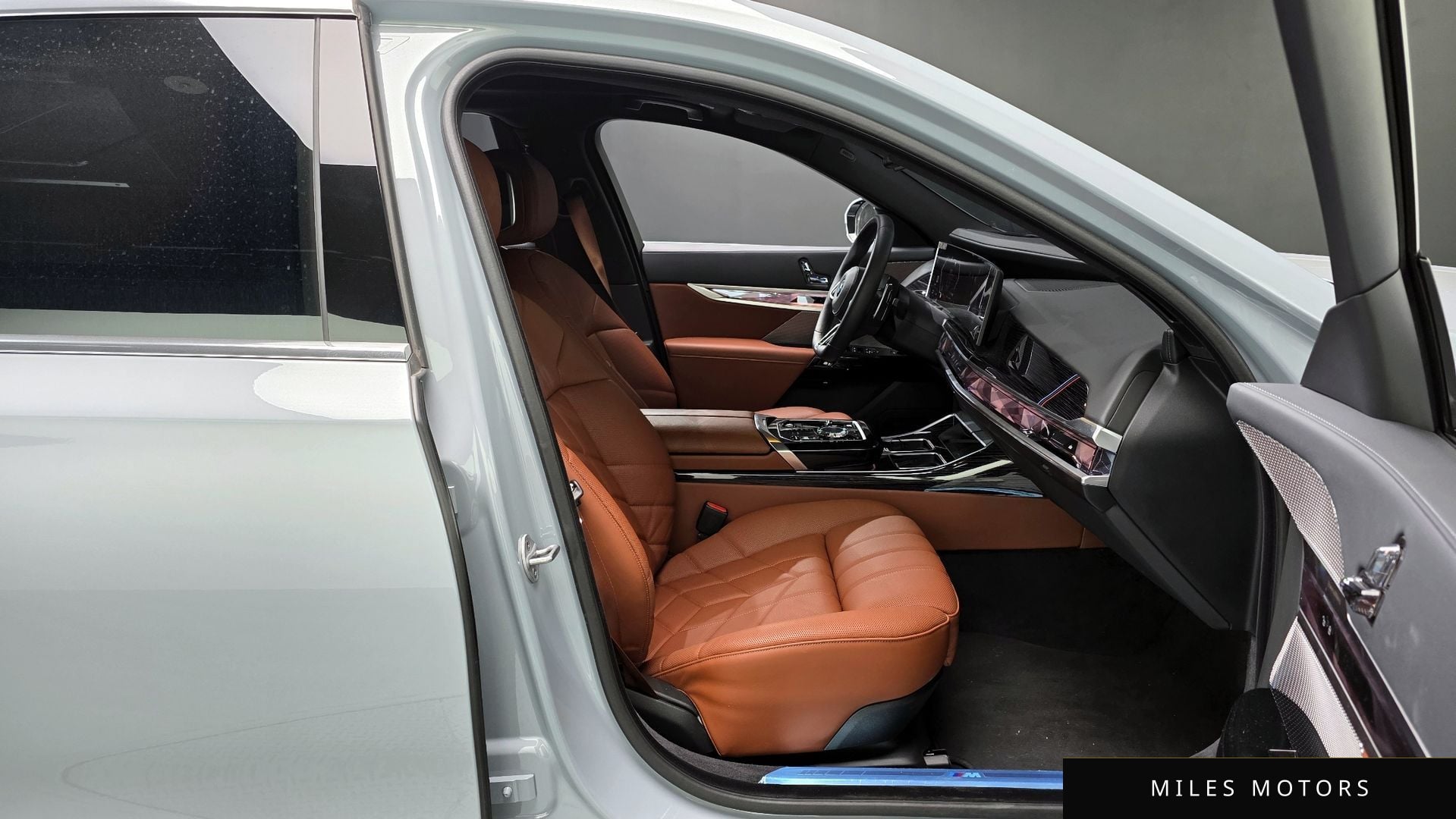 BMW 7 Series (G70) 2025 — миниатюра 10