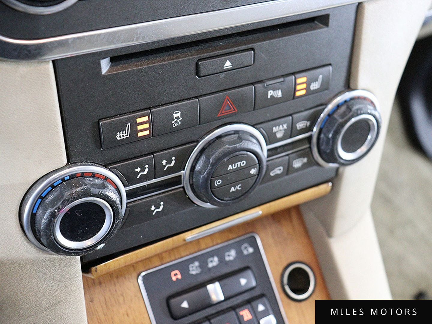 Land Rover 디스커버리 4 2013 — миниатюра 13
