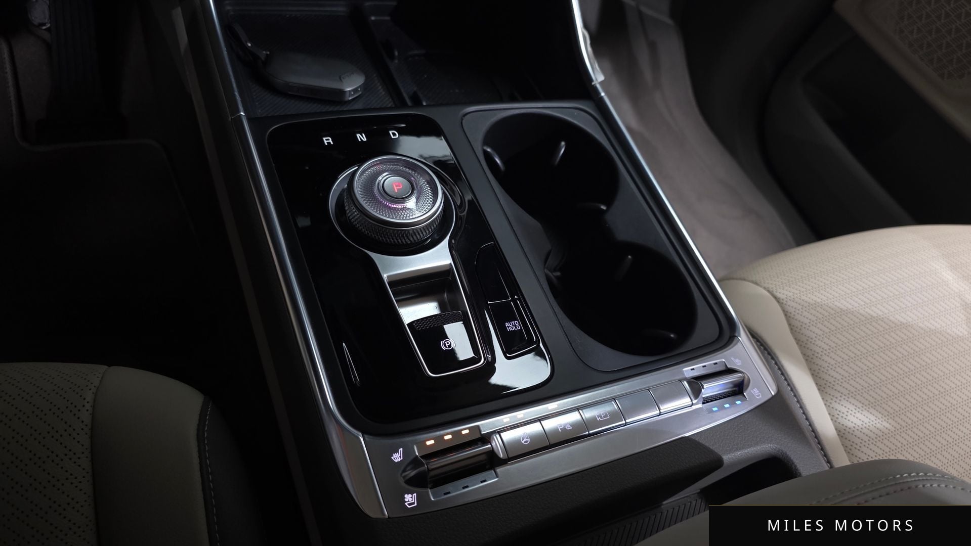 Kia Canival 2025 — миниатюра 8