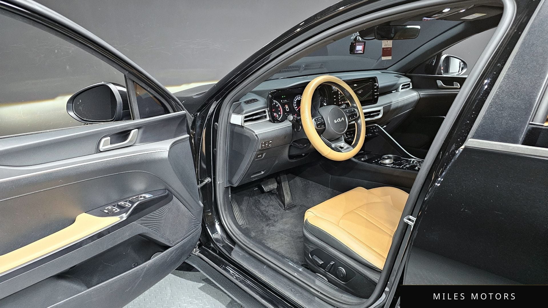 Kia K5 2022 — миниатюра 11