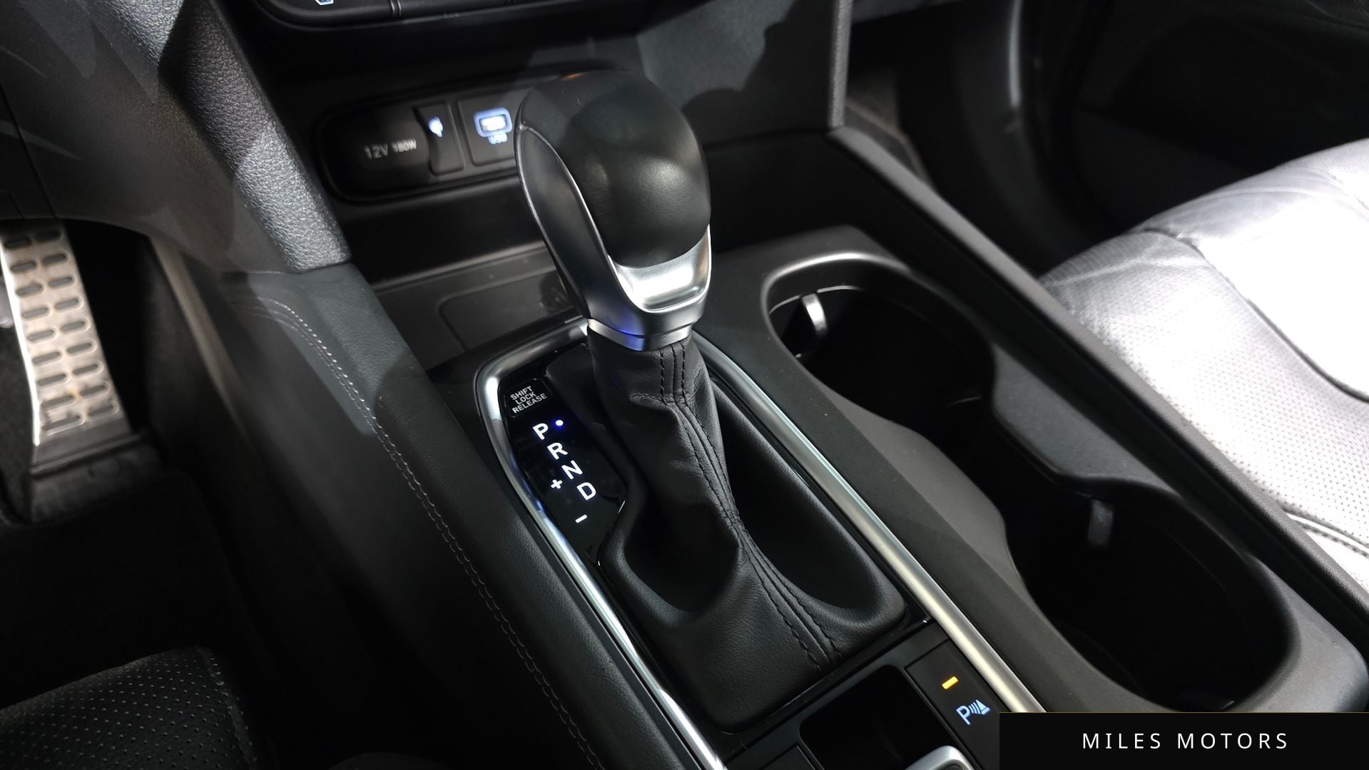 Hyundai Santafe 2019 — миниатюра 9