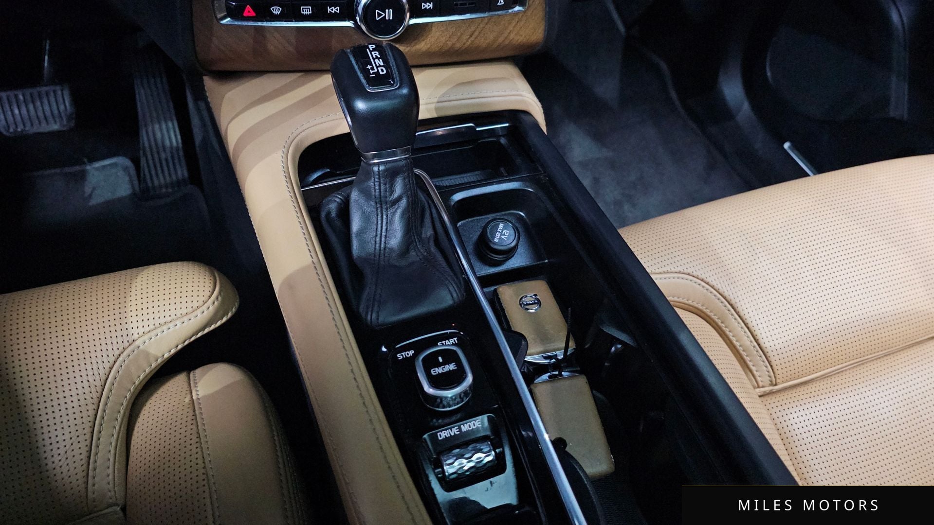 Volvo XC90 2017 — миниатюра 9