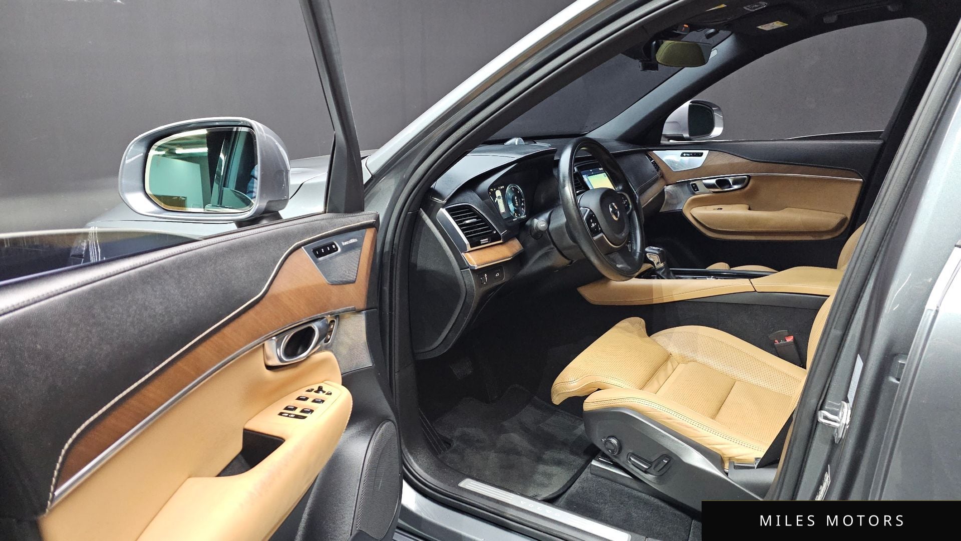 Volvo XC90 2017 — миниатюра 10