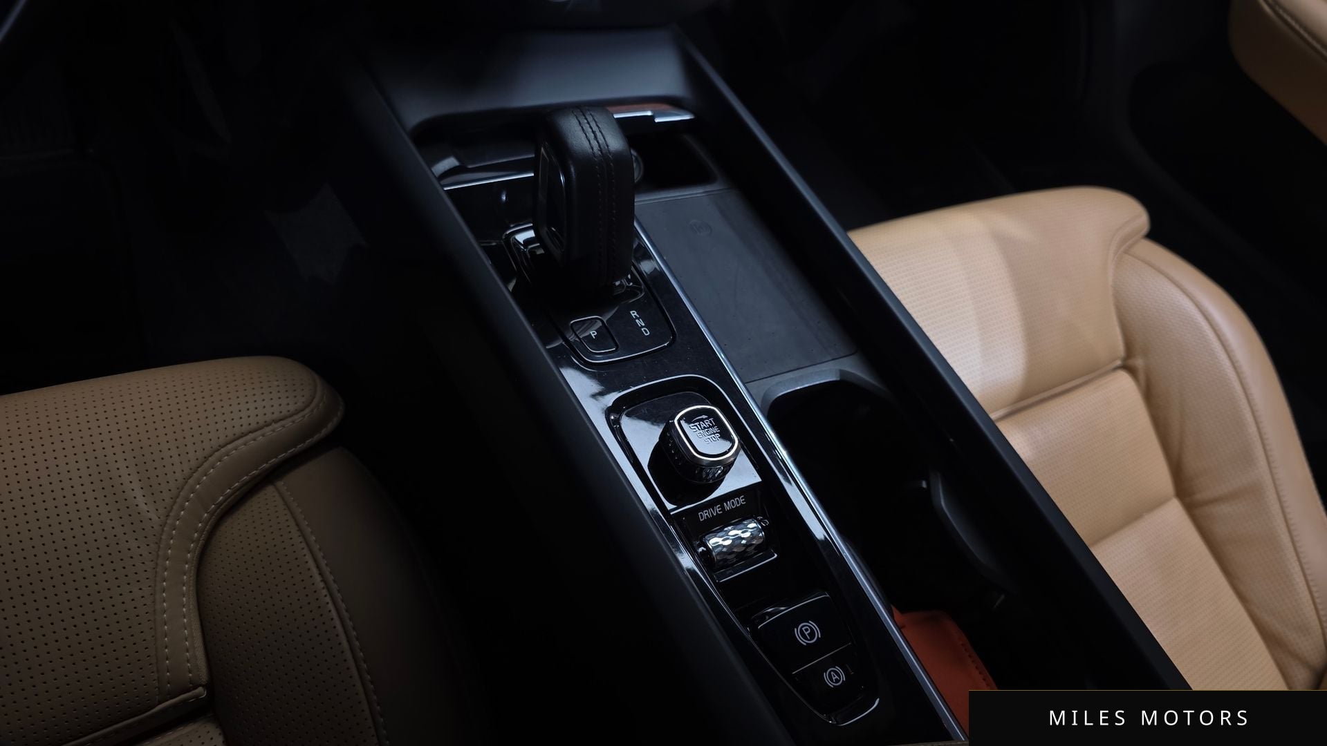 Volvo V60 2021 — миниатюра 9
