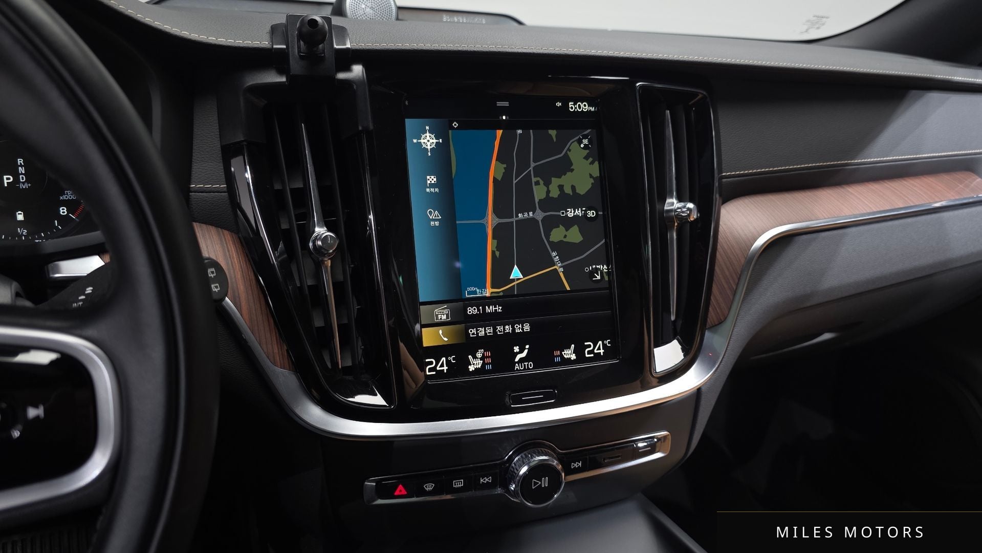 Volvo V60 2021 — миниатюра 14