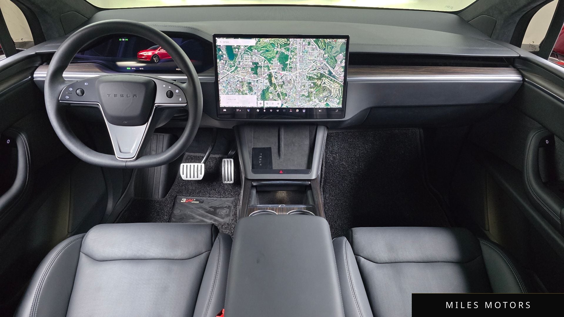 Tesla Model X 2024 — миниатюра 7