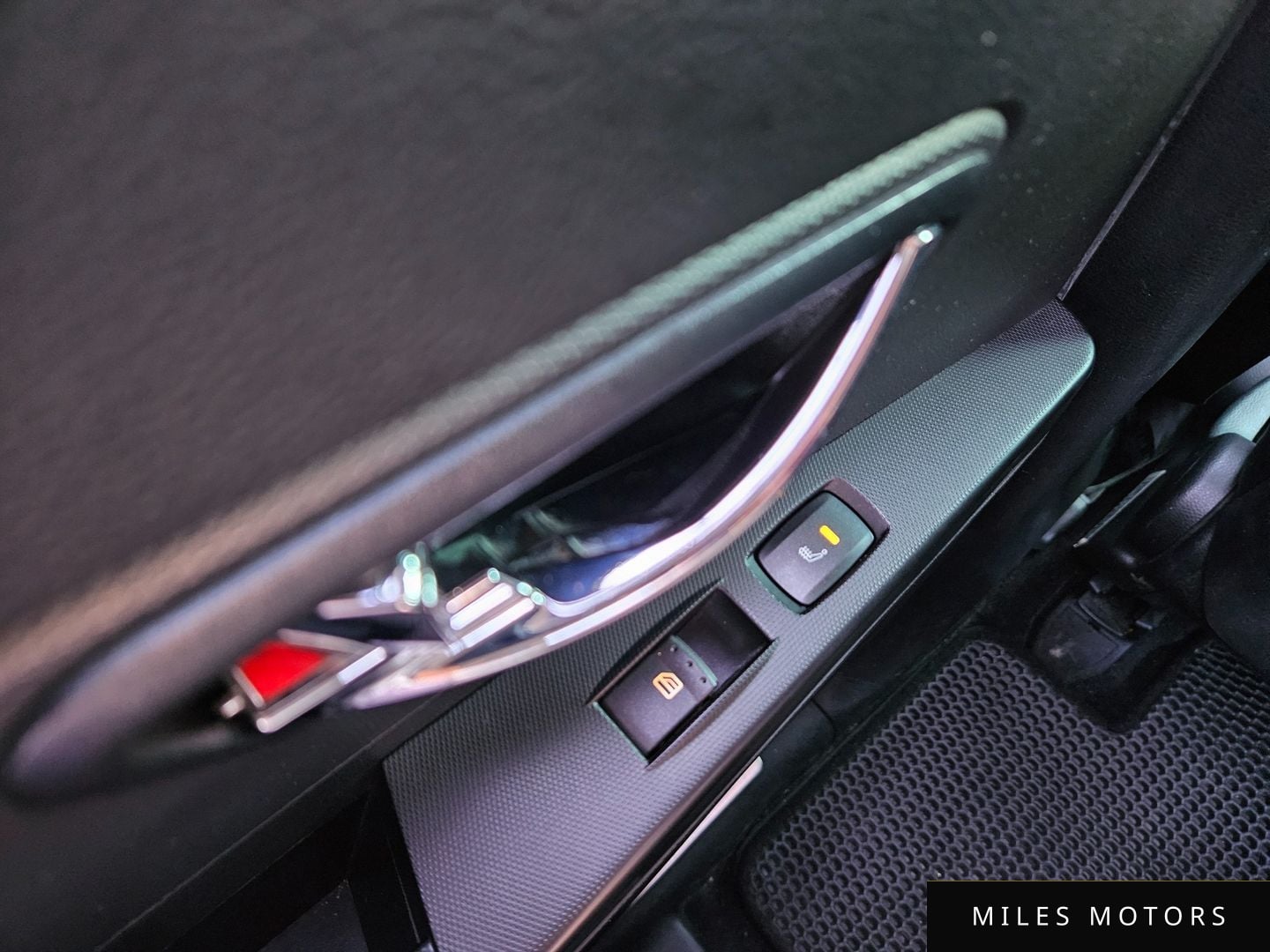 KG Mobility KORANDO 2013 — миниатюра 12