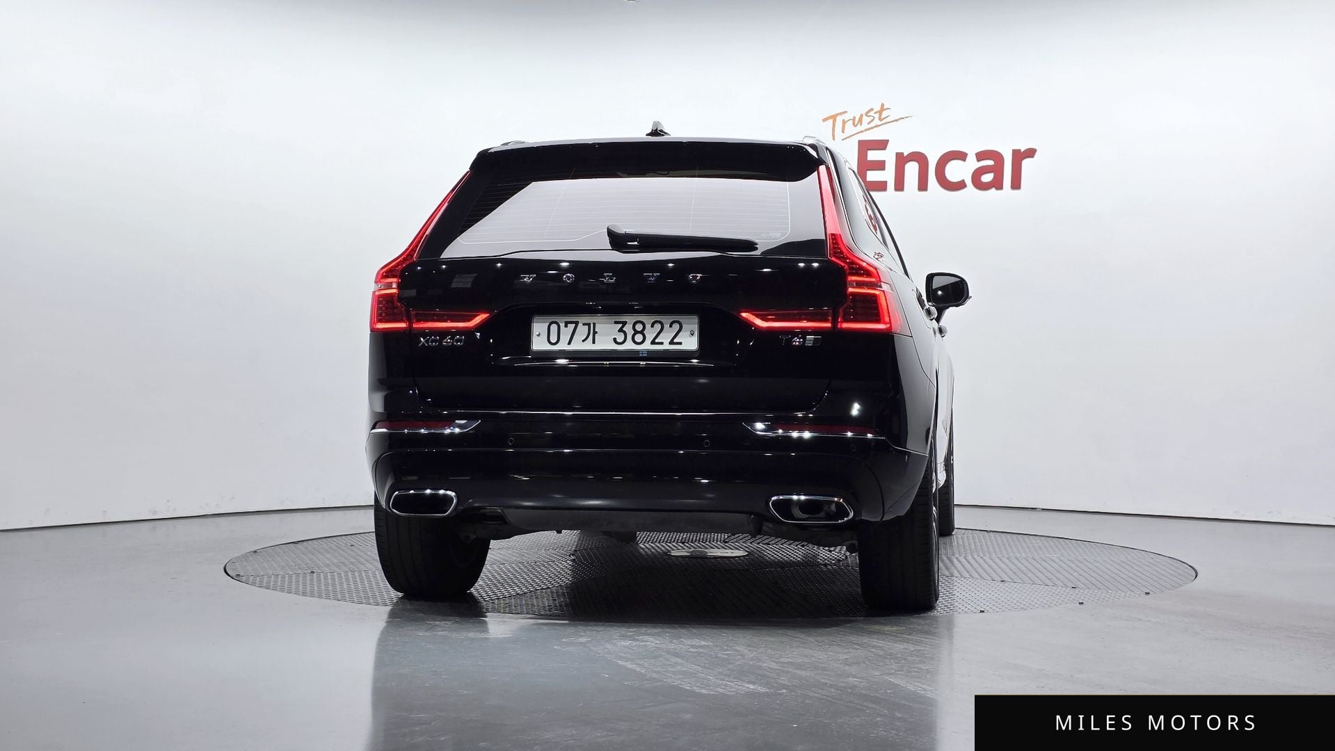 Volvo XC60 2019 — миниатюра 4