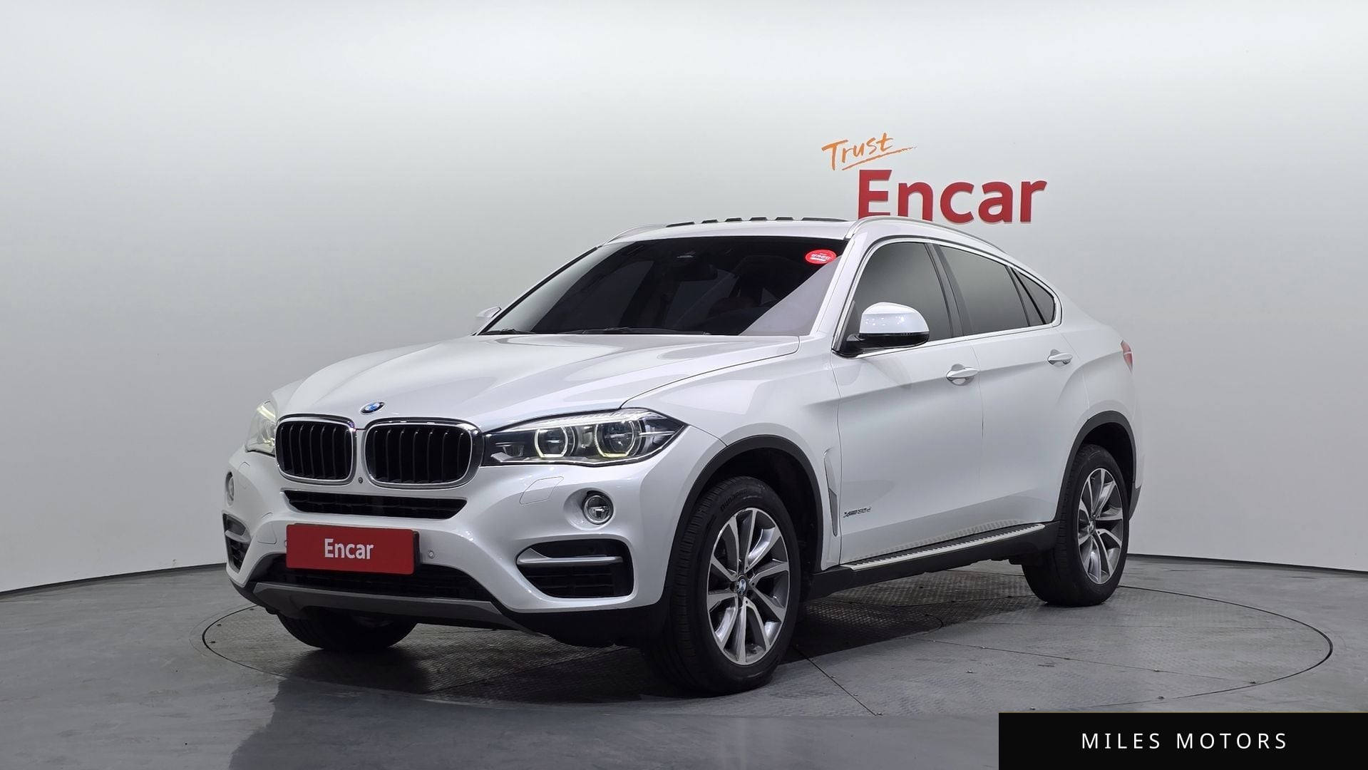 BMW X6 (F16) 2015 — фото 1 из 12