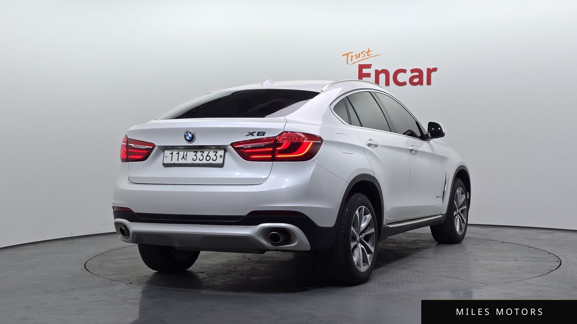 BMW X6 (F16) 2015 — миниатюра 2