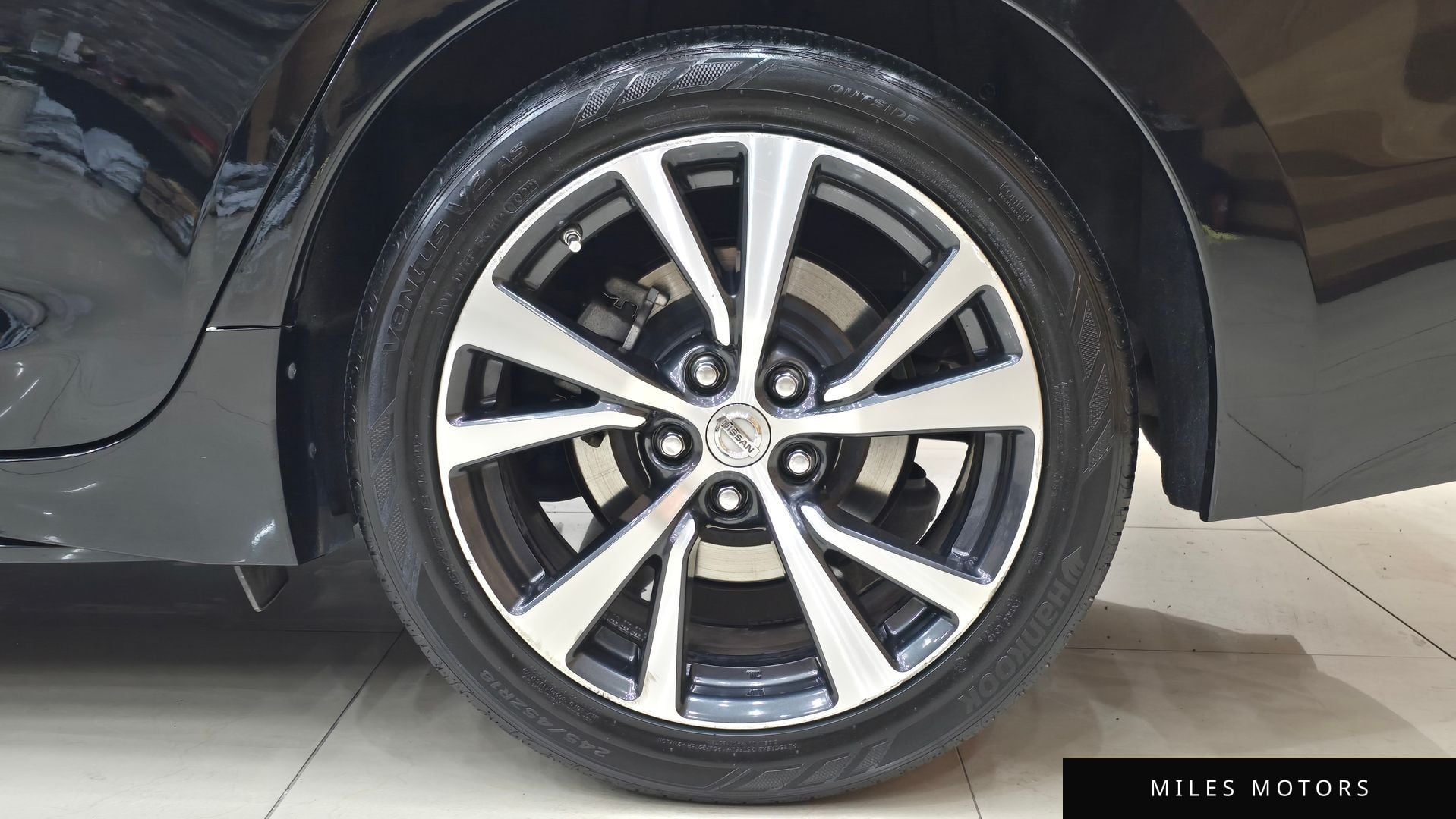 Nissan Maxima 2016 — миниатюра 6