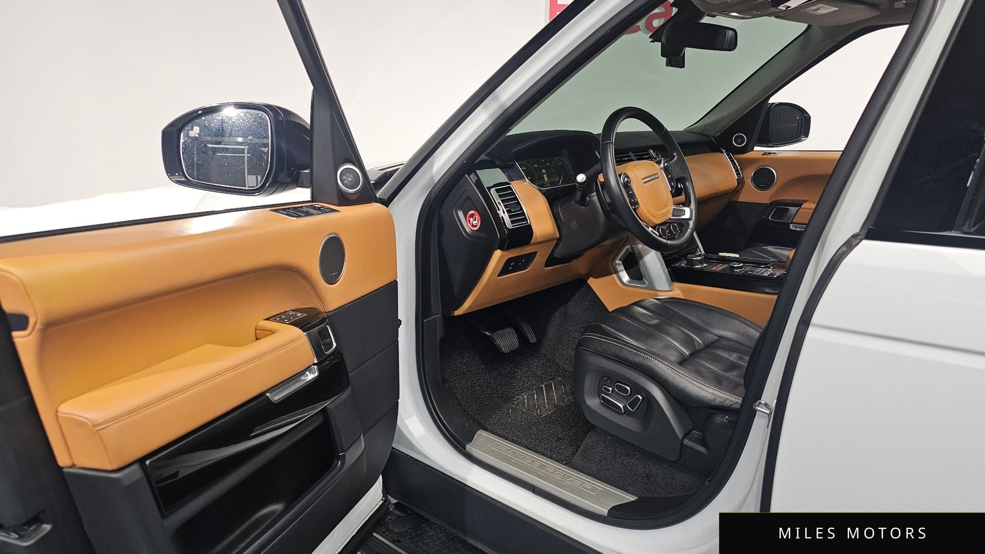 Land Rover Range Rover 2013 — миниатюра 10