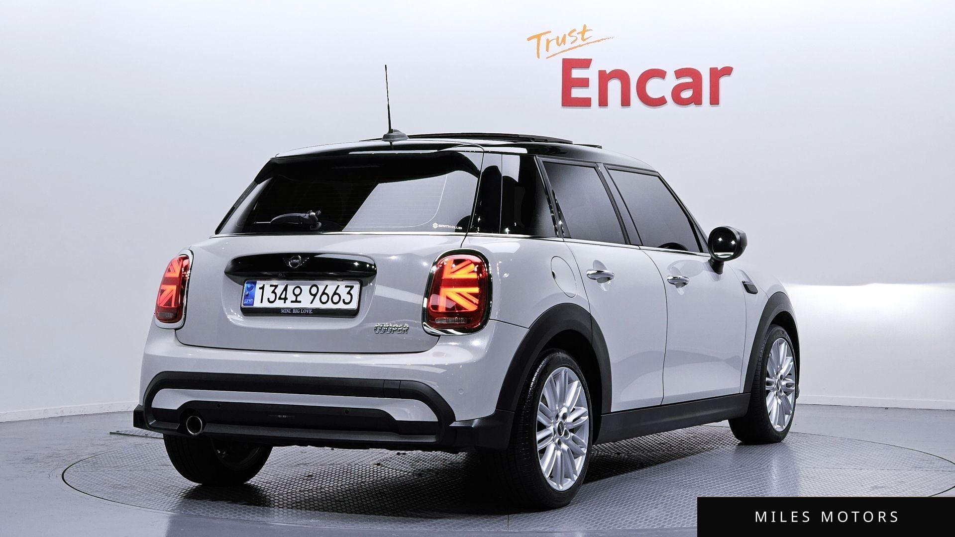 MINI 쿠퍼 2022 — миниатюра 2