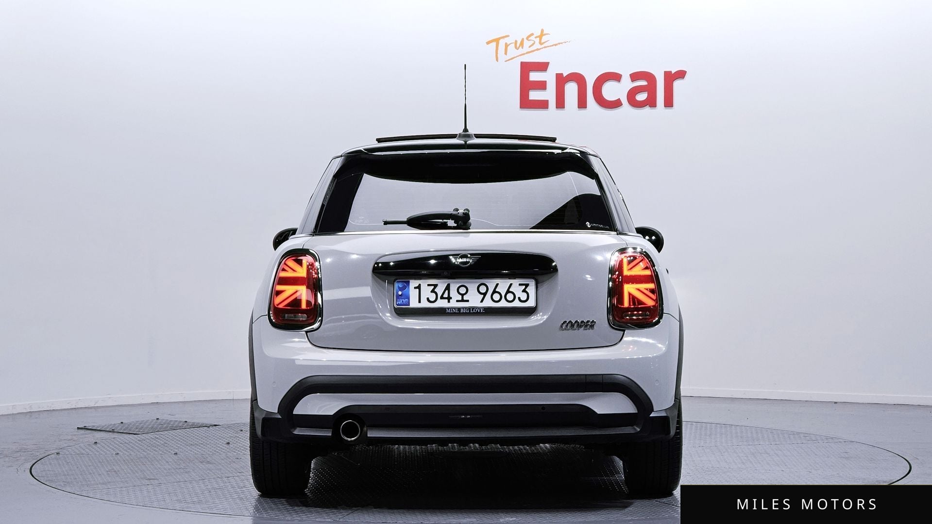 MINI 쿠퍼 2022 — миниатюра 4