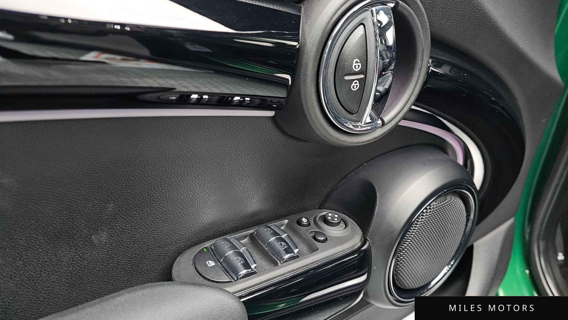 MINI 쿠퍼 2022 — миниатюра 12