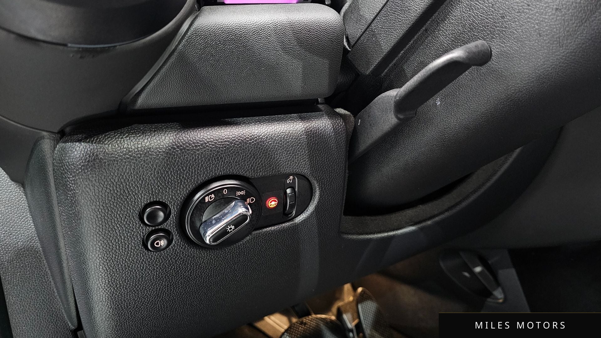 MINI 쿠퍼 2022 — миниатюра 13