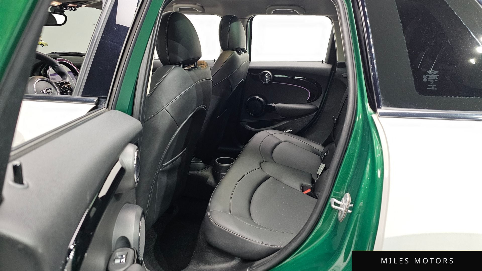 MINI 쿠퍼 2022 — миниатюра 18