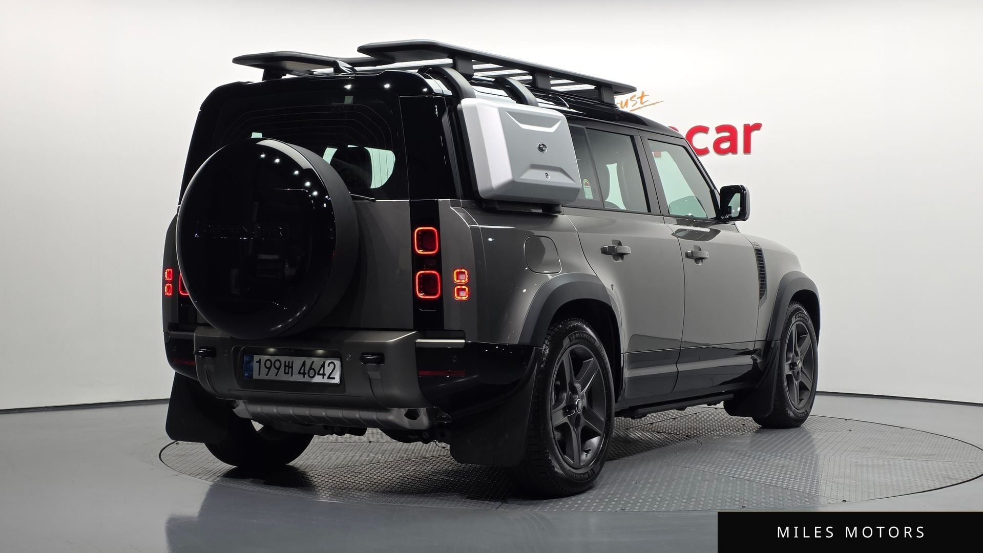 Land Rover Defender 2025 — миниатюра 2