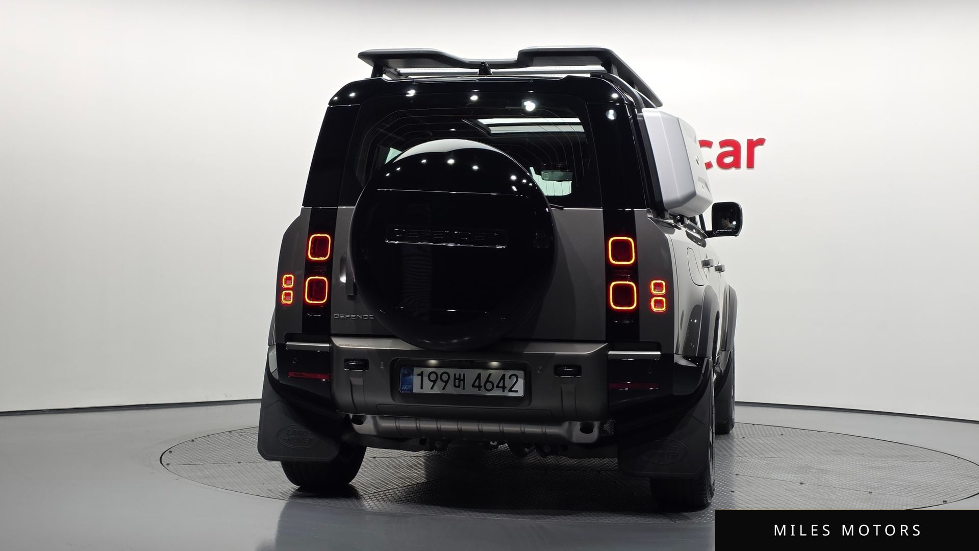 Land Rover Defender 2025 — миниатюра 4