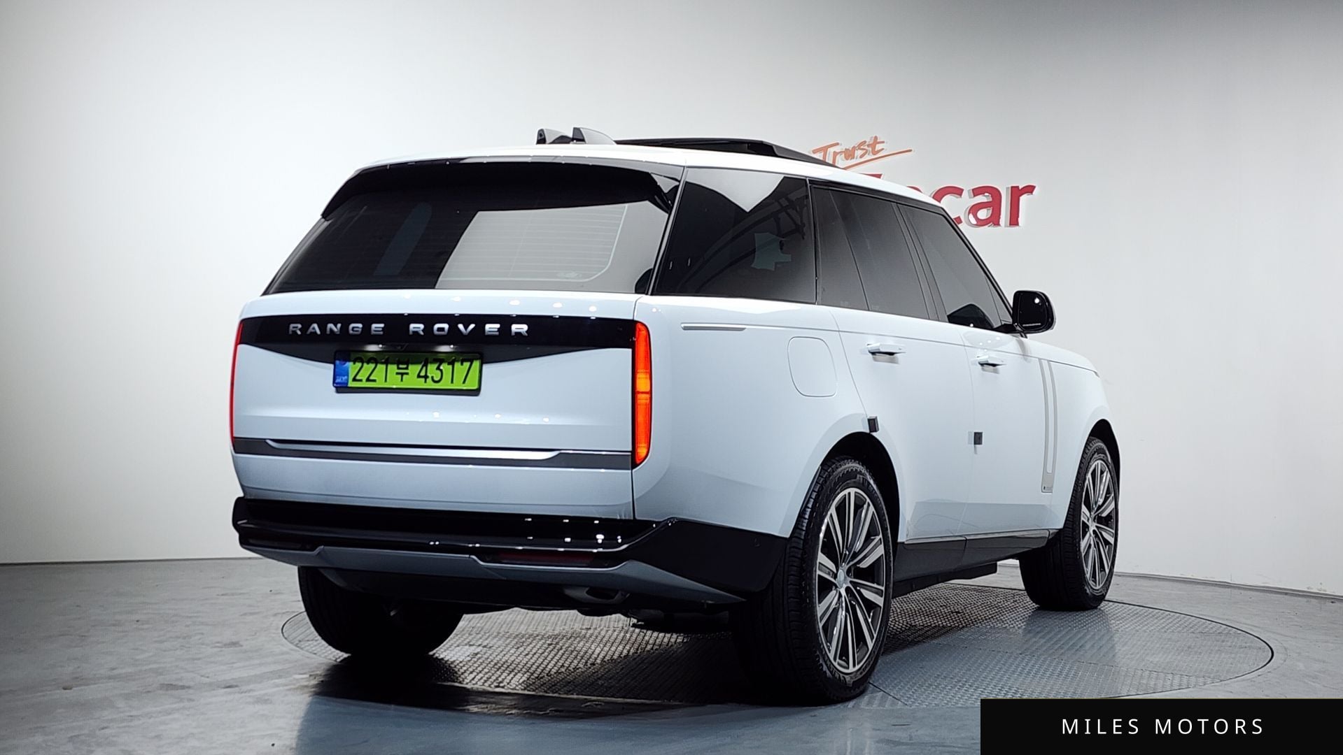 Land Rover Range Rover 2025 — миниатюра 2