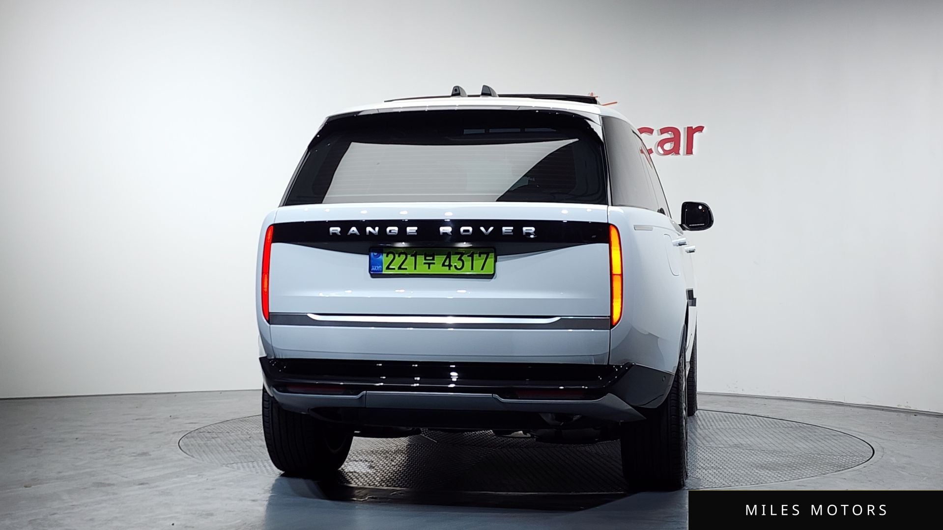 Land Rover Range Rover 2025 — миниатюра 4
