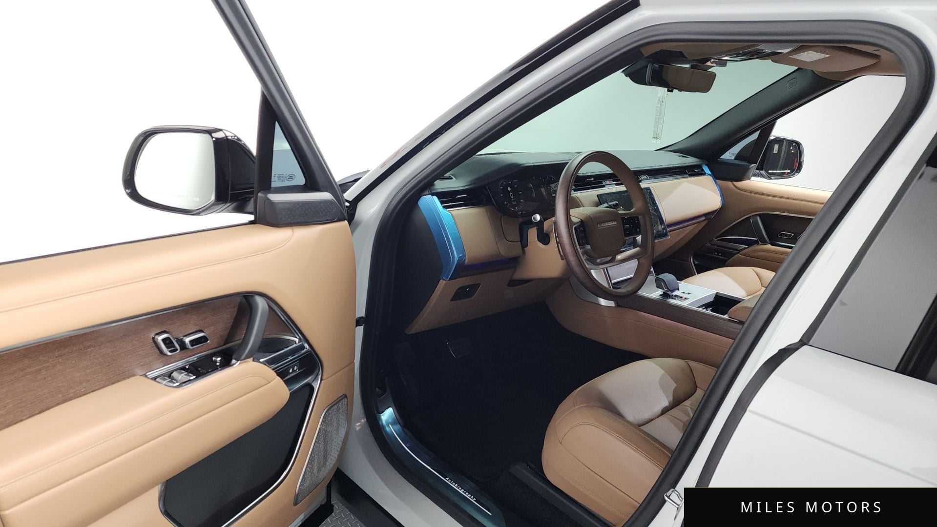 Land Rover Range Rover 2025 — миниатюра 10