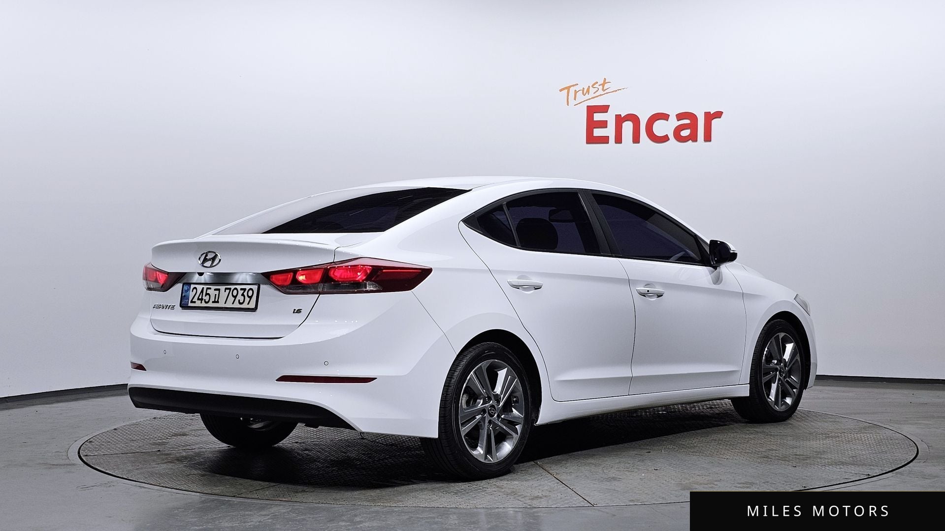 Hyundai AVANTE 2018 — миниатюра 2