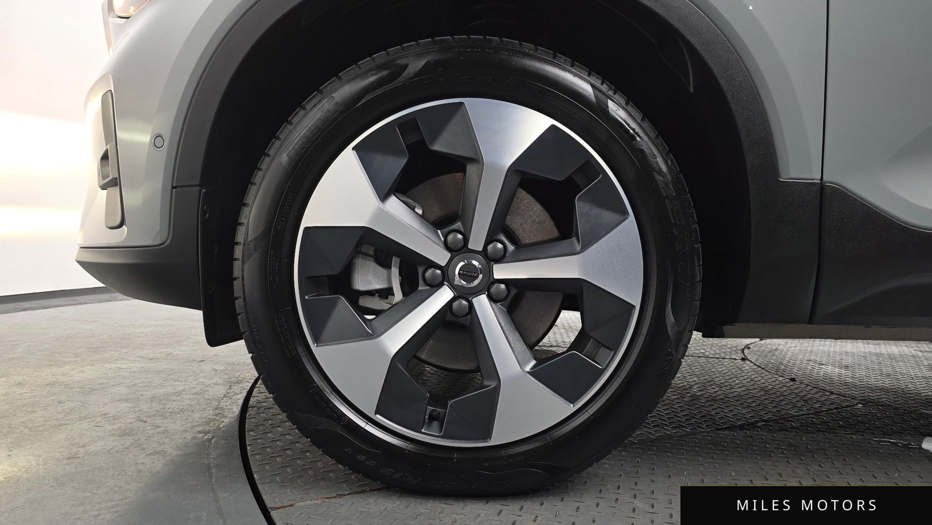 Volvo XC40 2025 — миниатюра 4