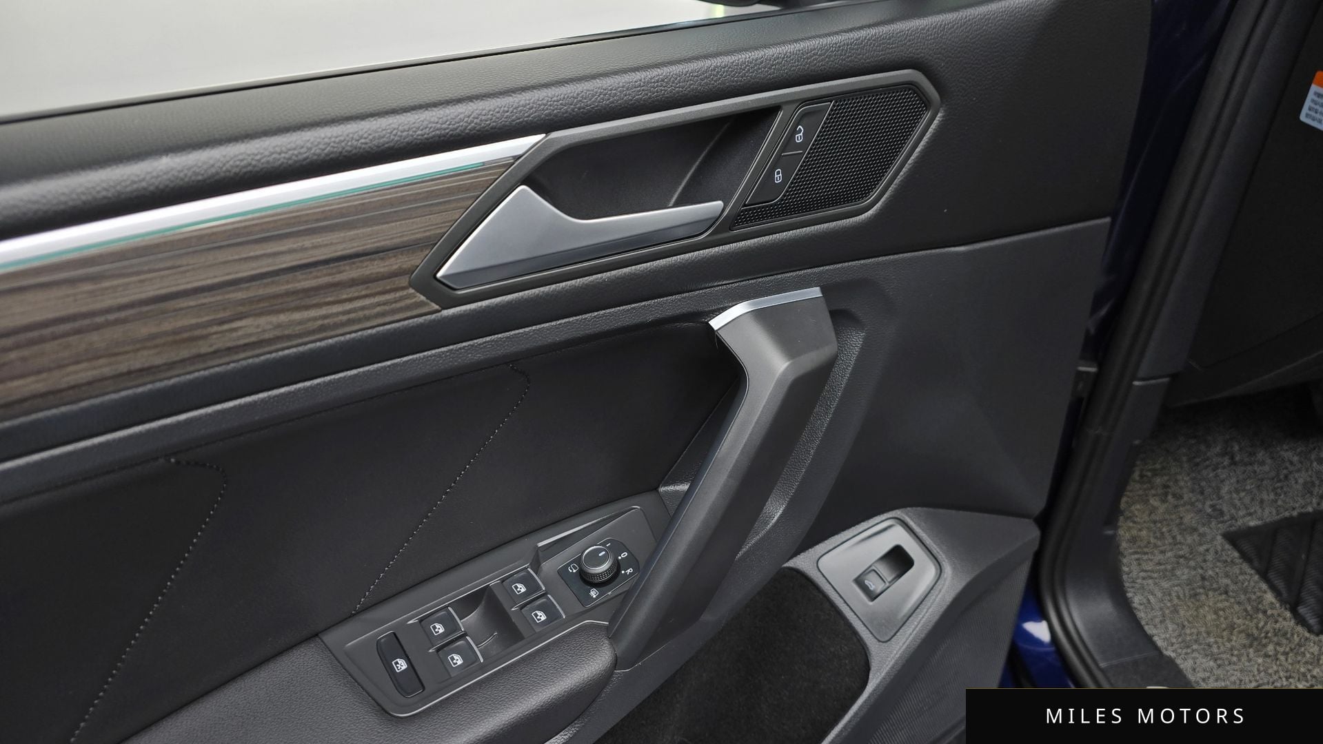 Volkswagen 티구안 올스페이스 2023 — миниатюра 17