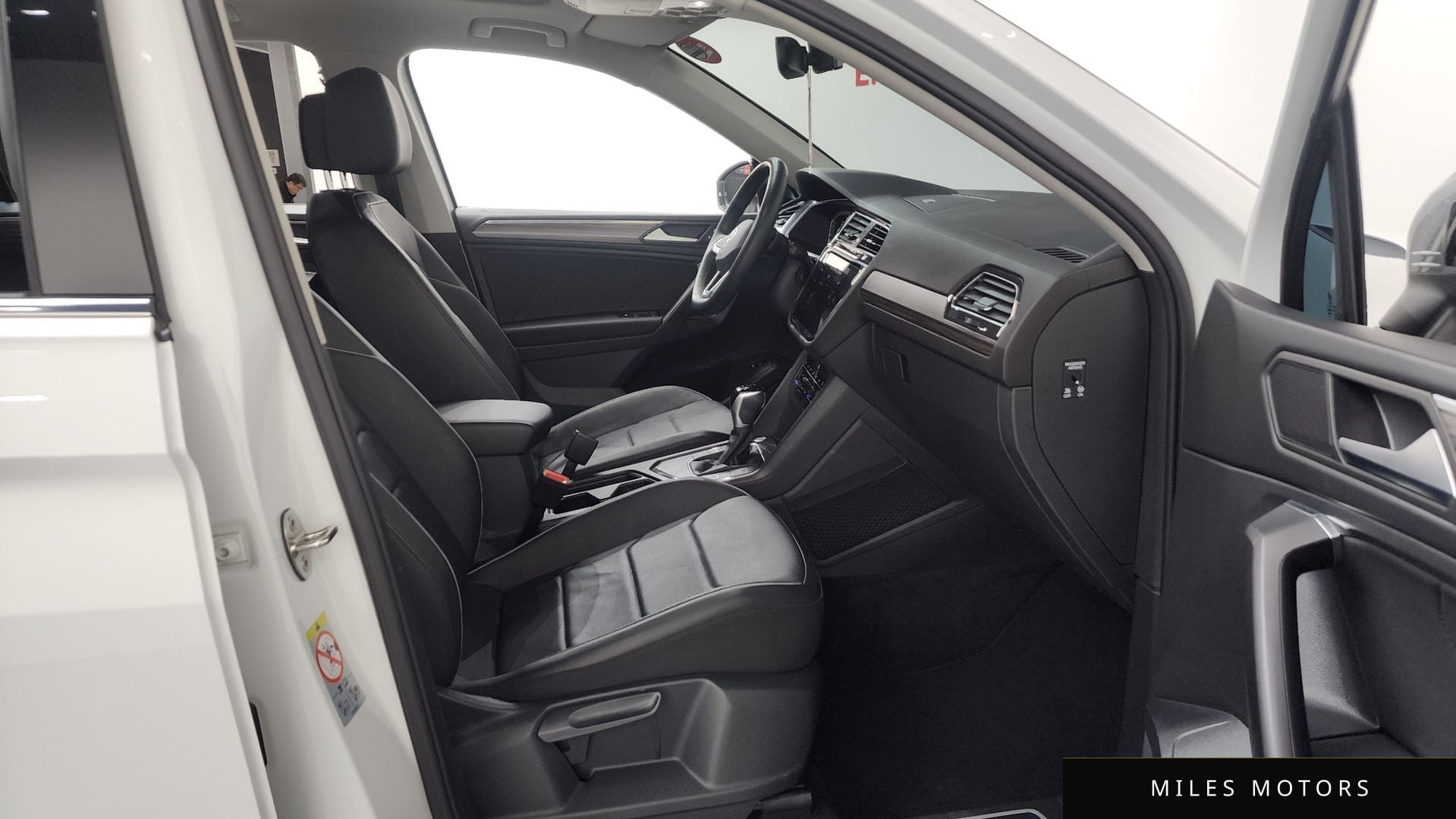 Volkswagen Tiguan 2022 — миниатюра 11