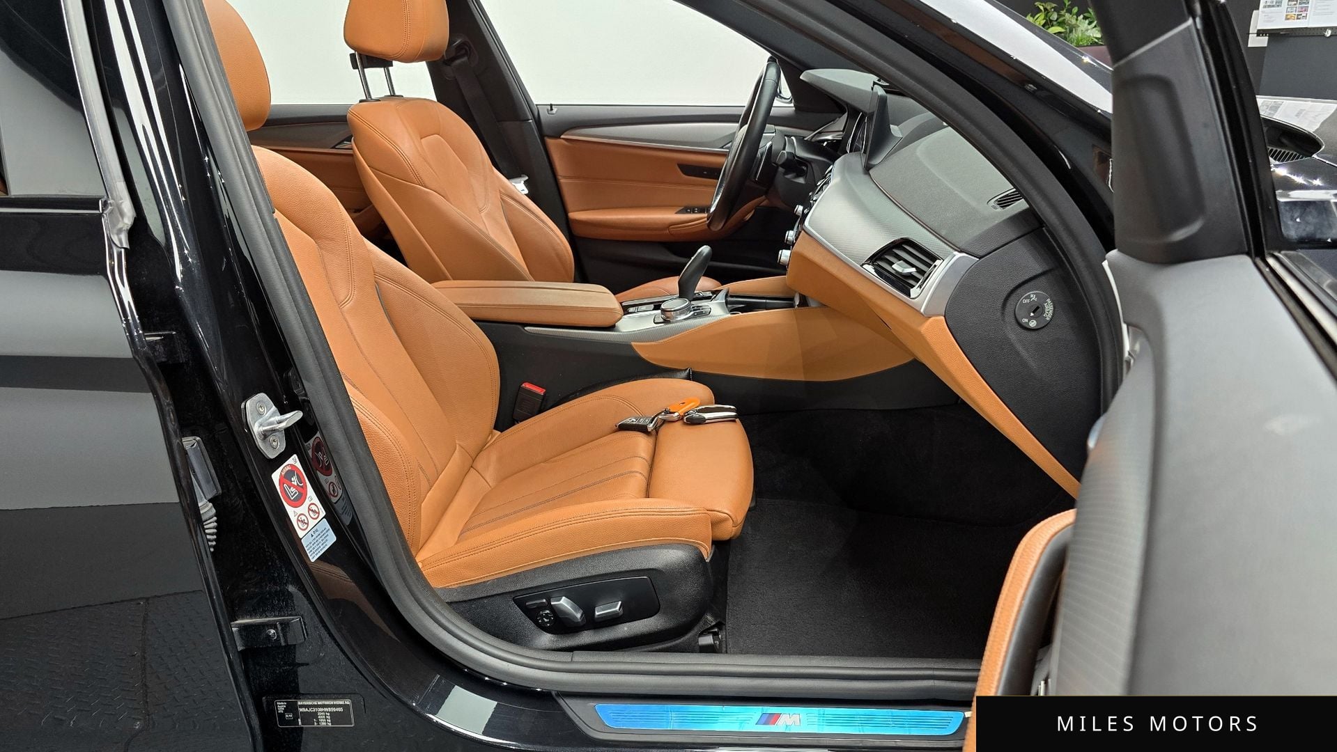 BMW 5 Series (G30) 2017 — миниатюра 10