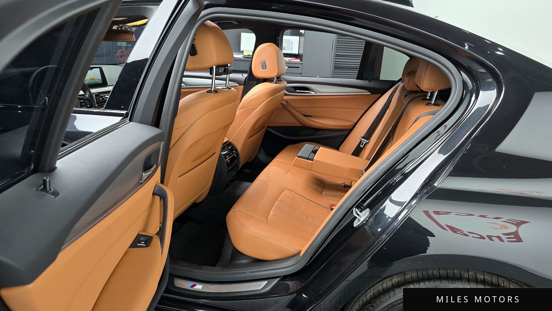BMW 5 Series (G30) 2017 — миниатюра 12
