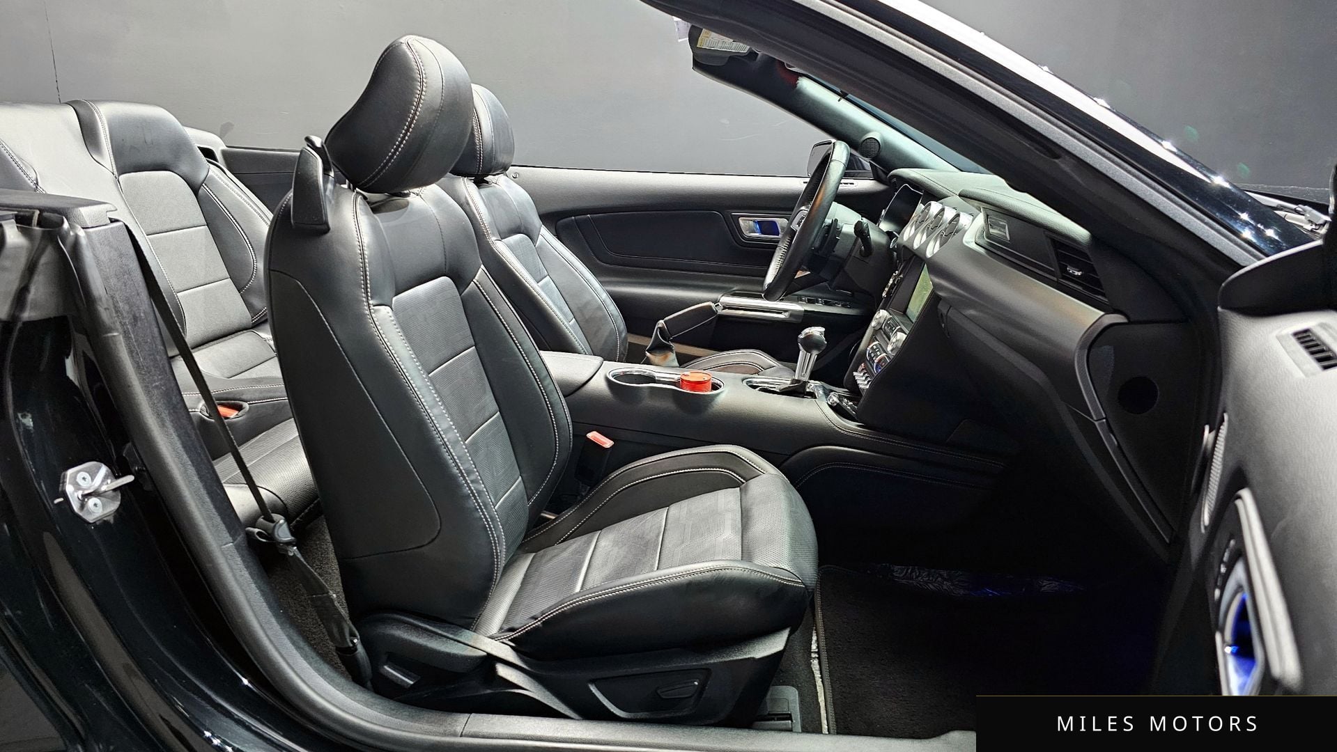 Ford Mustang 2021 — миниатюра 10