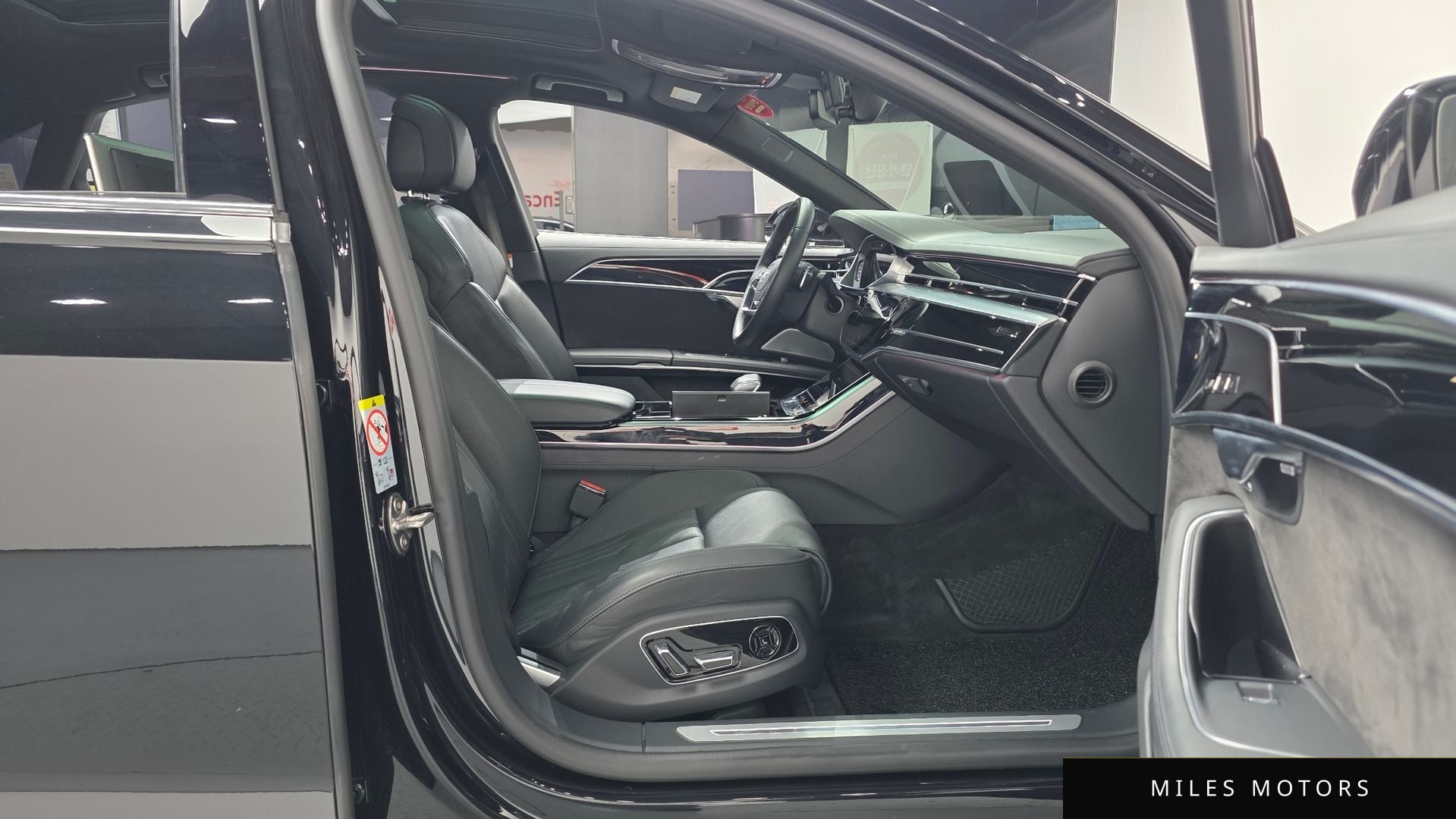 Audi A8 (D5) 2020 — миниатюра 11