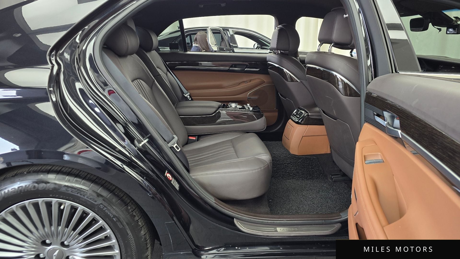 Genesis G90 2019 — миниатюра 12