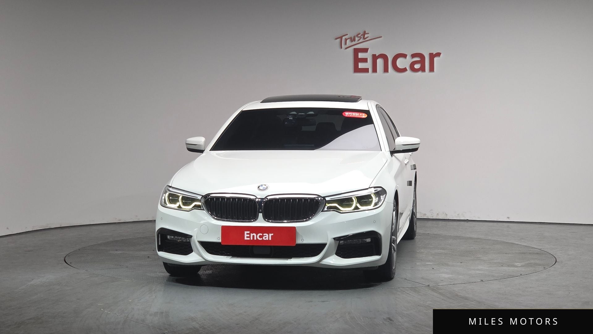 BMW 5시리즈 (G30) 2017 — миниатюра 2
