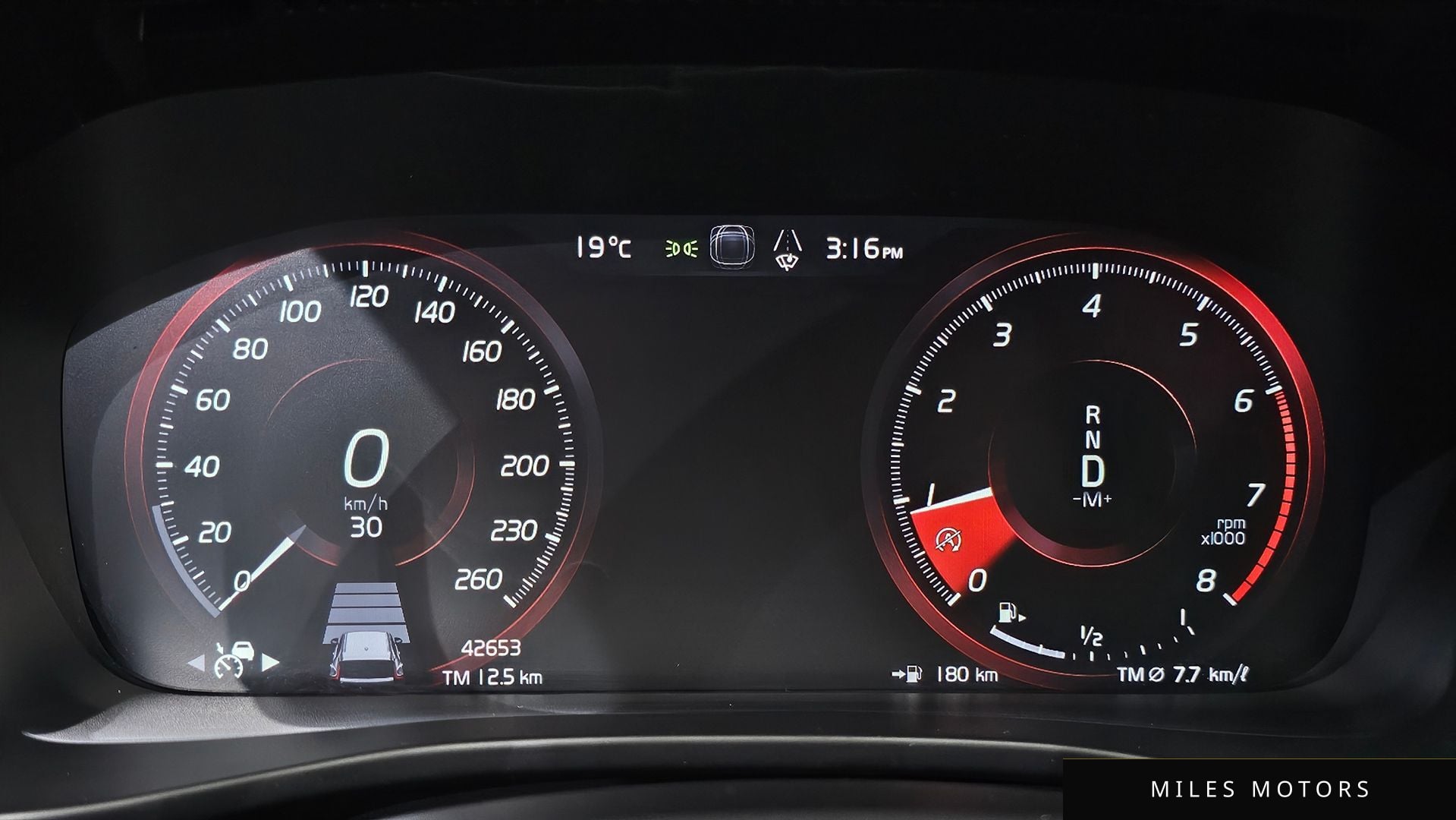 Volvo XC40 2020 — миниатюра 8