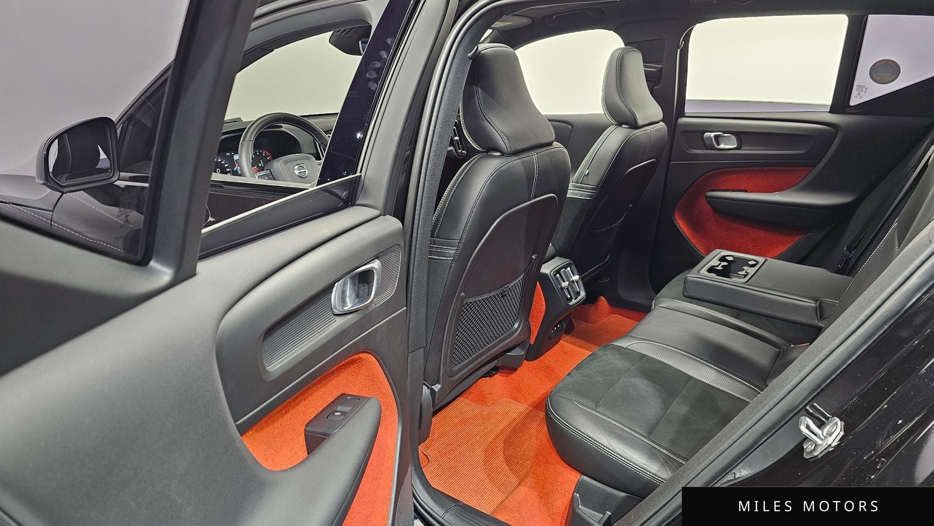 Volvo XC40 2020 — миниатюра 11