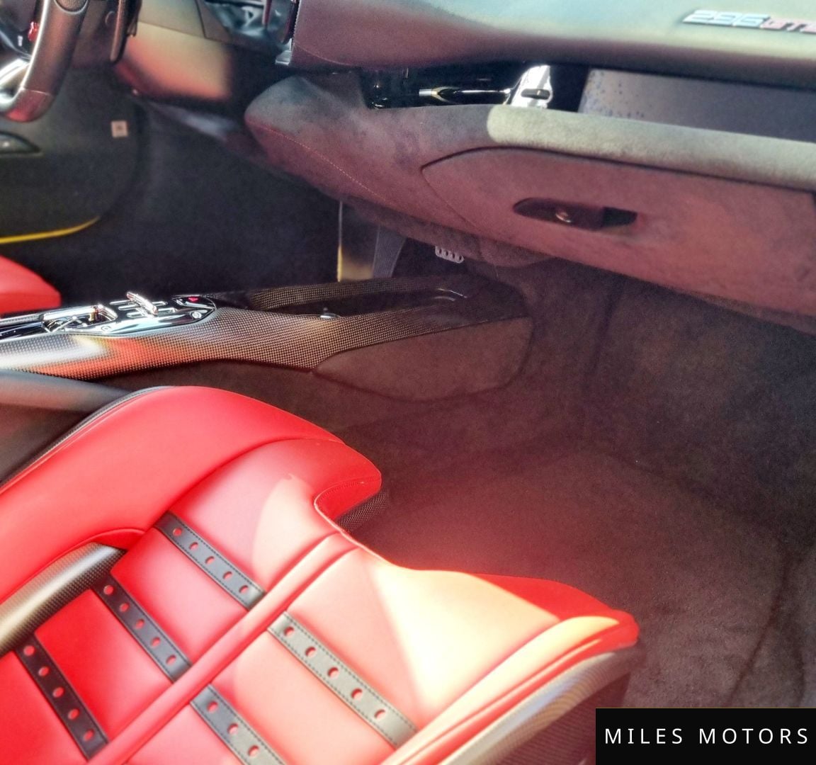 Ferrari 296 GTB 2023 — миниатюра 11