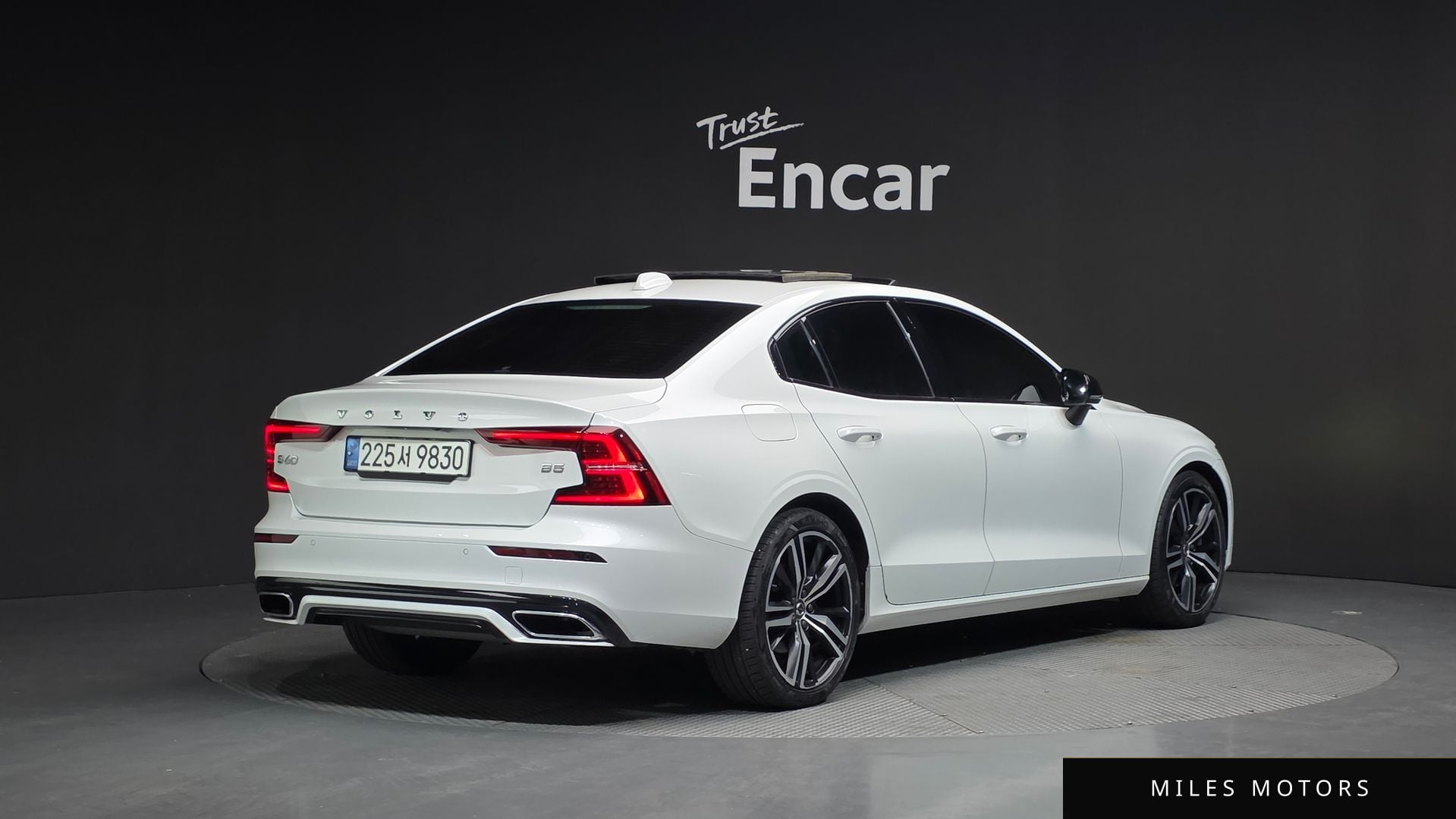 Volvo S60 2022 — миниатюра 2