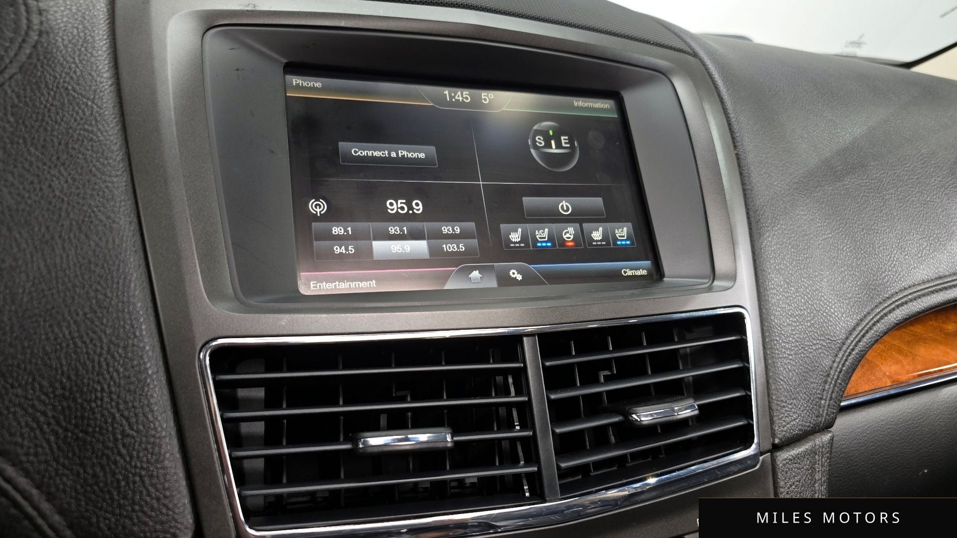 Lincoln MKT 2014 — миниатюра 14
