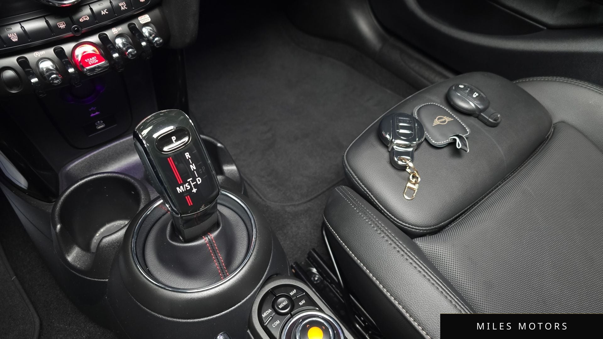 MINI Cooper S 2020 — миниатюра 9