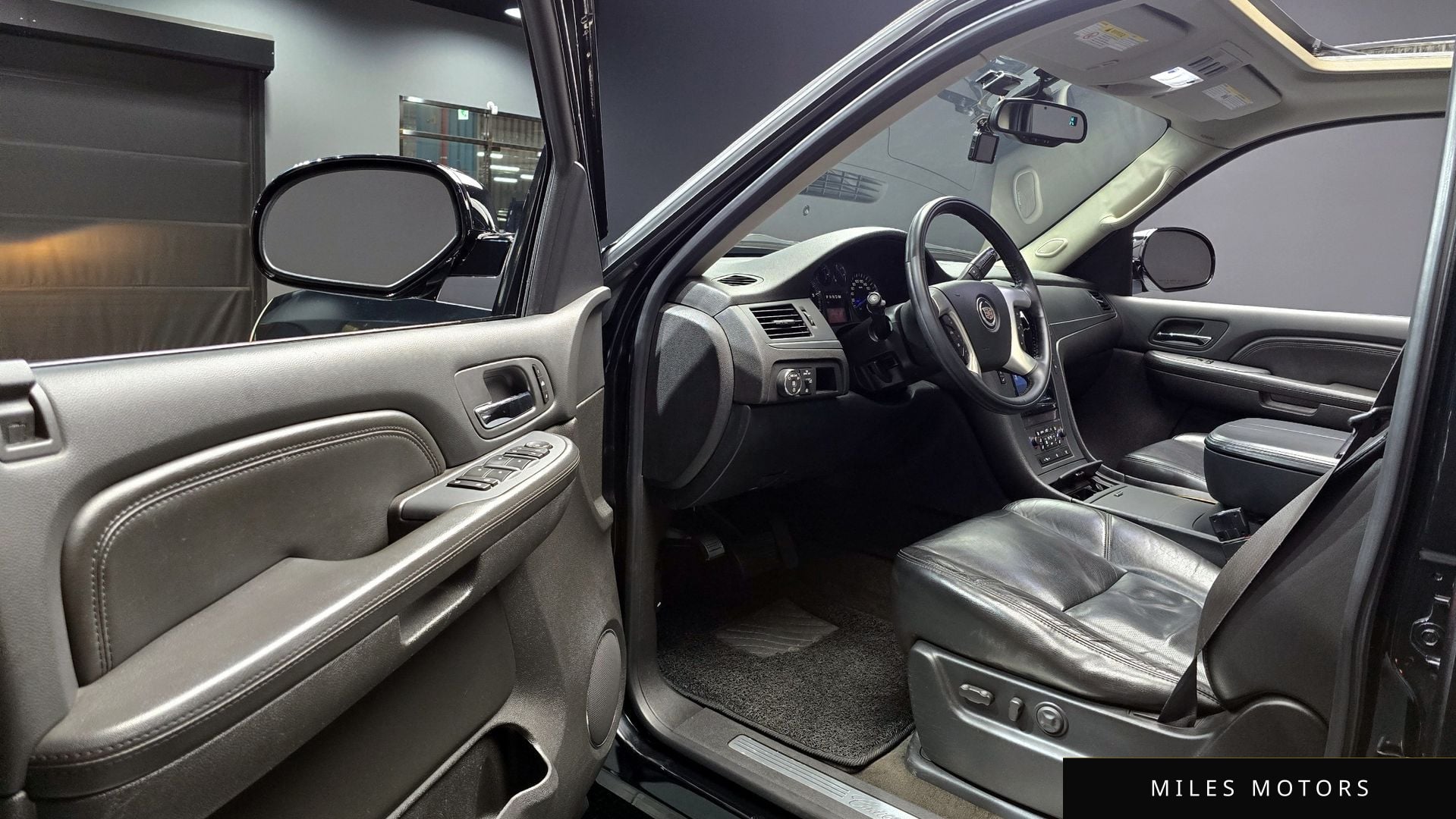 Cadillac Escalade 2008 — миниатюра 11
