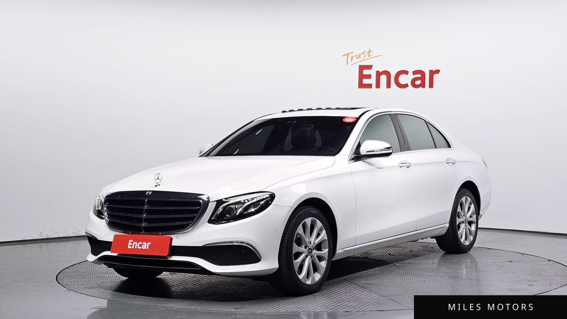 Mercedes-Benz E-Class W213 2020 — фото 1 из 12