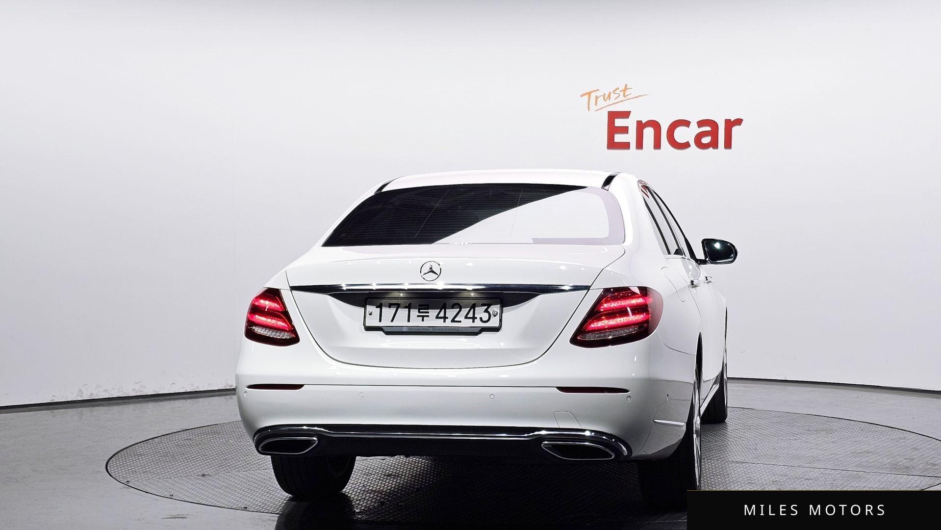 Mercedes-Benz E-Class W213 2020 — миниатюра 4
