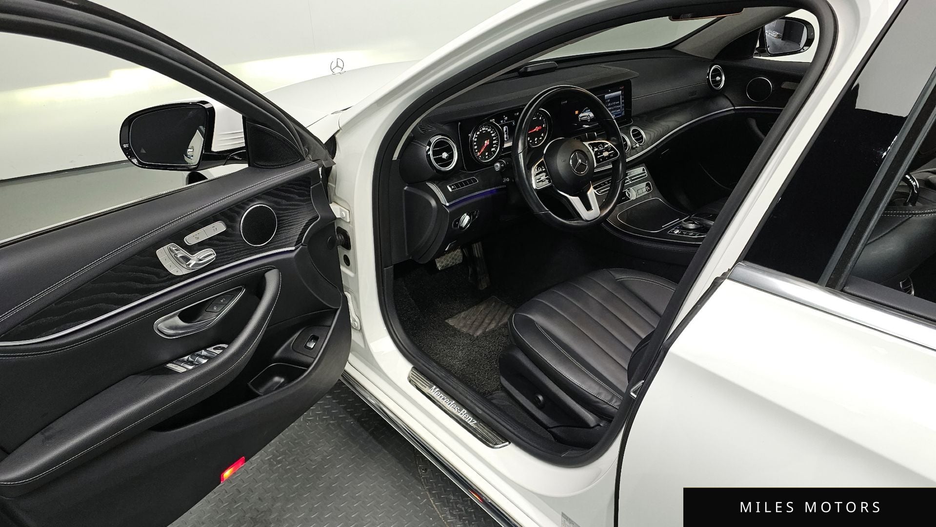 Mercedes-Benz E-Class W213 2020 — миниатюра 11