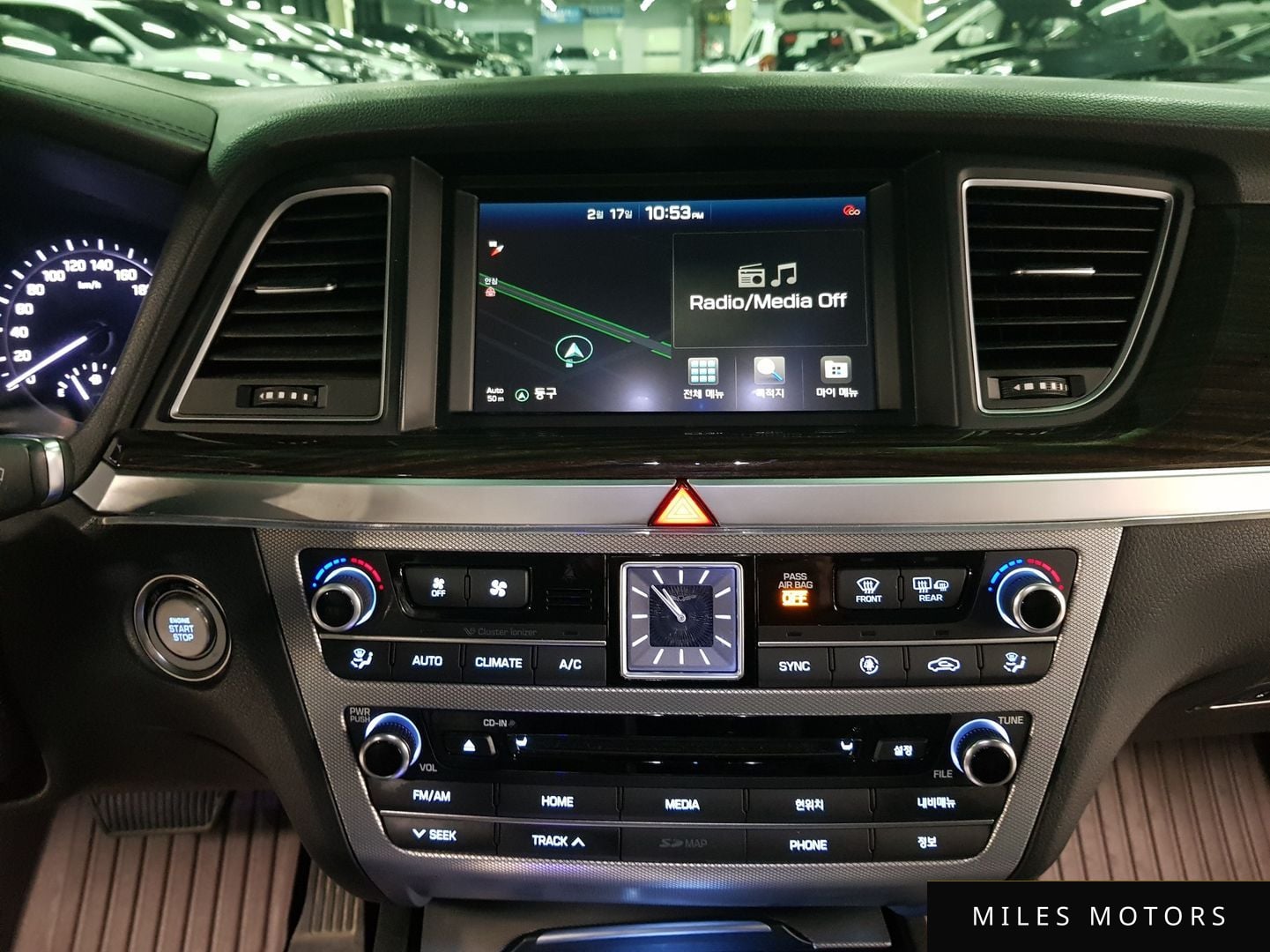 Genesis G80 2018 — миниатюра 7