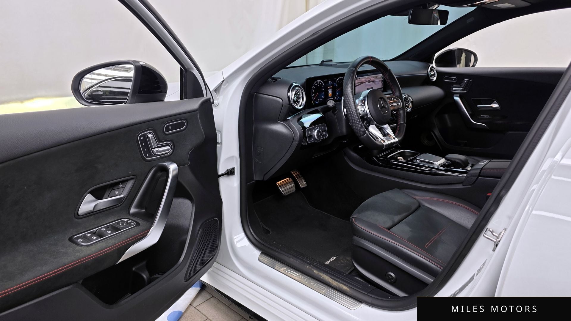 Mercedes-Benz A-Class W177 2022 — миниатюра 10